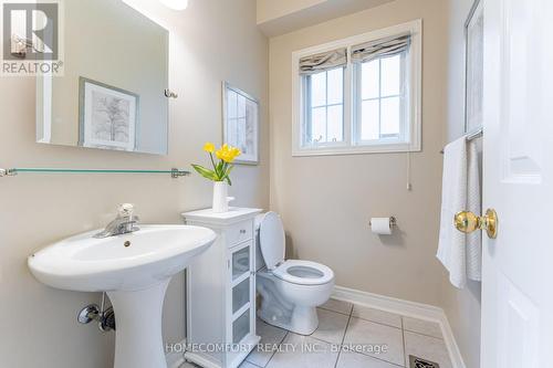 43 Buckhorn Avenue, Richmond Hill, ON - Indoor Photo Showing Bathroom