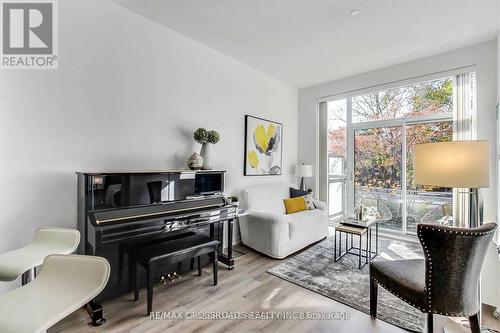 Ps1 - 66 Forest Manor Road, Toronto, ON - Indoor Photo Showing Living Room