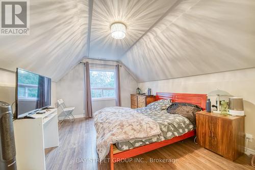 338 Willowdale Avenue, Toronto, ON - Indoor Photo Showing Bedroom