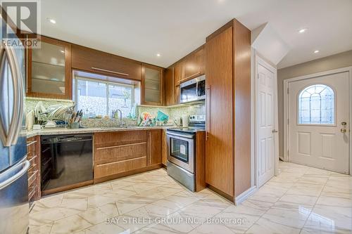 338 Willowdale Avenue, Toronto, ON - Indoor Photo Showing Kitchen