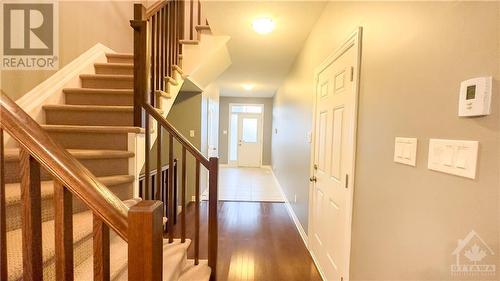 617 Sunburst Street, Gloucester, ON - Indoor Photo Showing Other Room