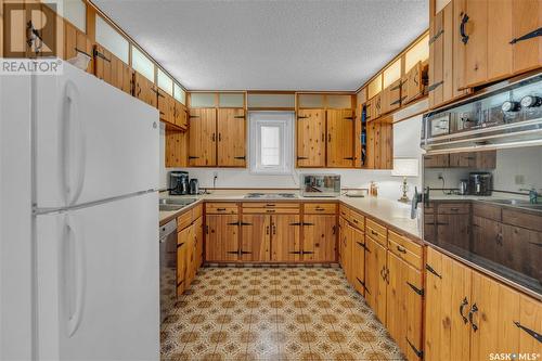 406 David Knight Lane, Saskatoon, SK - Indoor Photo Showing Kitchen With Double Sink