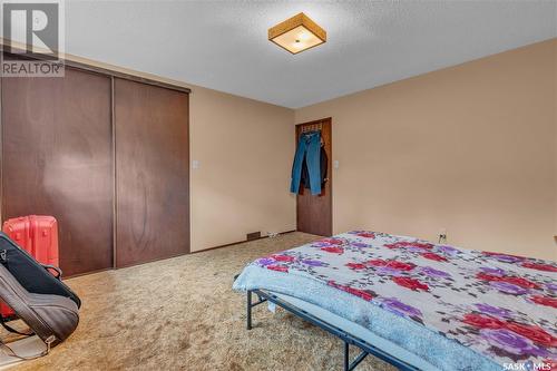 406 David Knight Lane, Saskatoon, SK - Indoor Photo Showing Bedroom