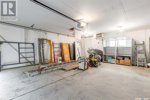 307A 108Th Street W, Saskatoon, SK - Indoor Photo Showing Garage