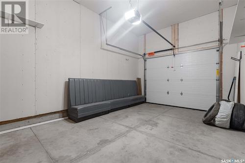 307A 108Th Street W, Saskatoon, SK - Indoor Photo Showing Garage