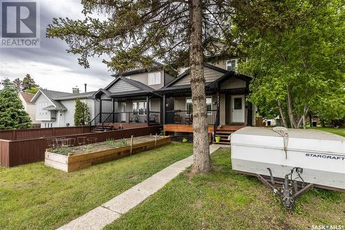 1231 2Nd Avenue N, Saskatoon, SK - Outdoor With Deck Patio Veranda