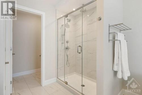 Glass Shower - 633 Misty Street, Russell, ON - Indoor Photo Showing Bathroom