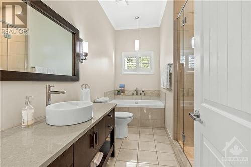 4pc Bath - 5426 Wadell Court, Manotick, ON - Indoor Photo Showing Bathroom