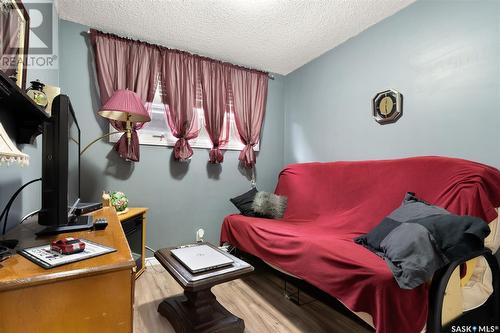 7247 Bowman Avenue, Regina, SK - Indoor Photo Showing Other Room