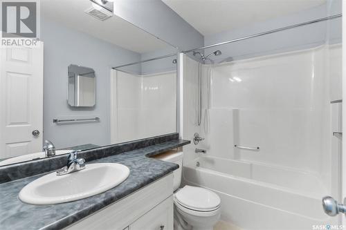254 Beechmont Crescent, Saskatoon, SK - Indoor Photo Showing Bathroom