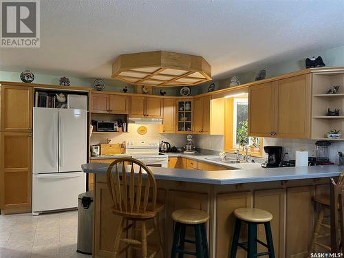 5 Buckingham Trail, Big River Rm No. 555, SK - Indoor Photo Showing Kitchen With Double Sink