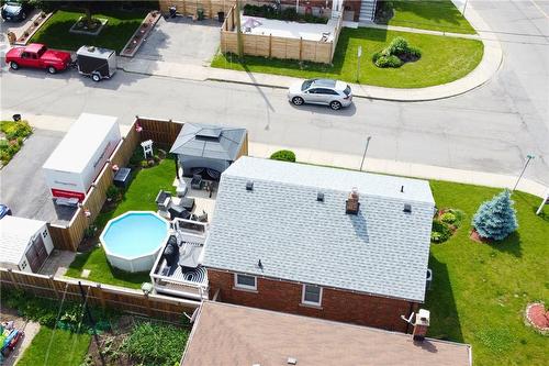151 East 32Nd Street, Hamilton, ON - Outdoor With Above Ground Pool