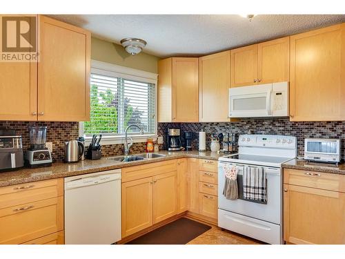 5 Driftwood Street, Kitimat, BC - Indoor Photo Showing Kitchen With Double Sink