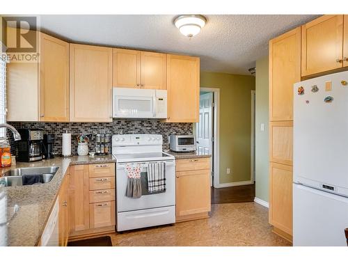 5 Driftwood Street, Kitimat, BC - Indoor Photo Showing Kitchen With Double Sink