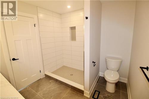 Lot 45 22Nd Avenue A, Hanover, ON - Indoor Photo Showing Bathroom