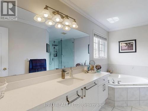47 Sandway Drive, Brampton, ON - Indoor Photo Showing Bathroom