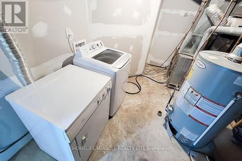 Bsmt - 18 Puritan Court, Hamilton, ON - Indoor Photo Showing Laundry Room