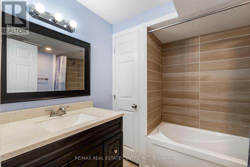 73 Sorrento Street, Kitchener, ON - Indoor Photo Showing Bathroom