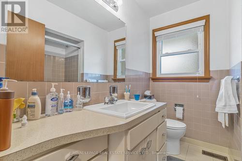 9 Summit Circle, Welland, ON - Indoor Photo Showing Bathroom