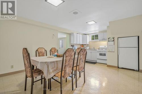 9 Summit Circle, Welland, ON - Indoor Photo Showing Dining Room