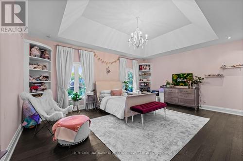 22 Birchcroft Road, Toronto, ON - Indoor Photo Showing Living Room