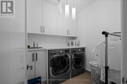 22 Birchcroft Road, Toronto, ON - Indoor Photo Showing Laundry Room