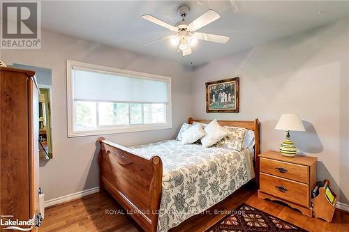 87 Little Lake Drive, Barrie (Little Lake), ON - Indoor Photo Showing Bedroom