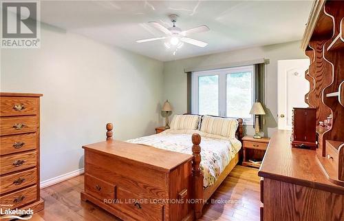 87 Little Lake Drive, Barrie (Little Lake), ON - Indoor Photo Showing Bedroom