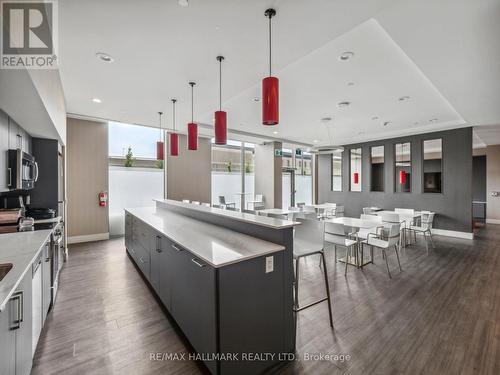 612 - 38 Monte Kwinter Court, Toronto, ON - Indoor Photo Showing Kitchen With Upgraded Kitchen