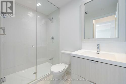 712 - 80 Vanauley Street, Toronto, ON - Indoor Photo Showing Bathroom