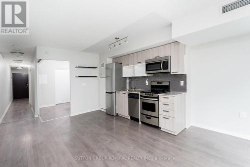 512W - 36 Lisgar Street, Toronto, ON - Indoor Photo Showing Kitchen