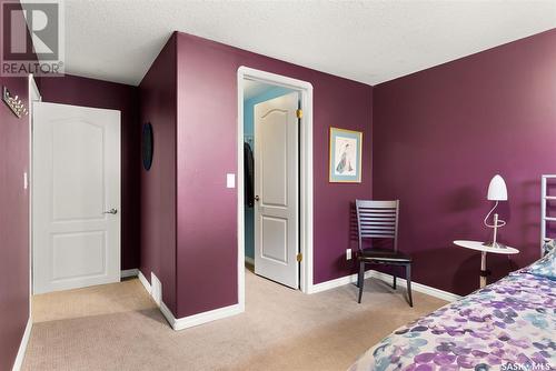 3156 Wimbledon Bay, Regina, SK - Indoor Photo Showing Bedroom