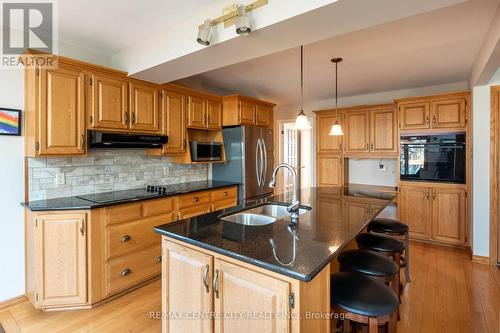 6 Westbury Grove, London, ON - Indoor Photo Showing Kitchen With Double Sink