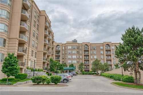 2075 Amherst Heights Drive|Unit #405, Burlington, ON - Outdoor With Facade