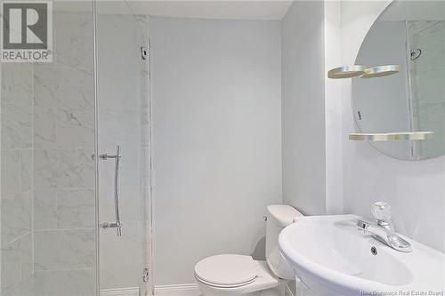130 Moore Street, Fredericton, NB - Indoor Photo Showing Bathroom