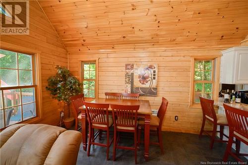 96 Woodmere Drive, Upper Kingsclear, NB - Indoor Photo Showing Dining Room