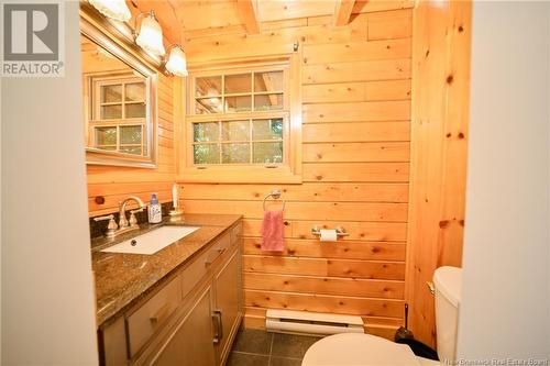 96 Woodmere Drive, Upper Kingsclear, NB - Indoor Photo Showing Bathroom