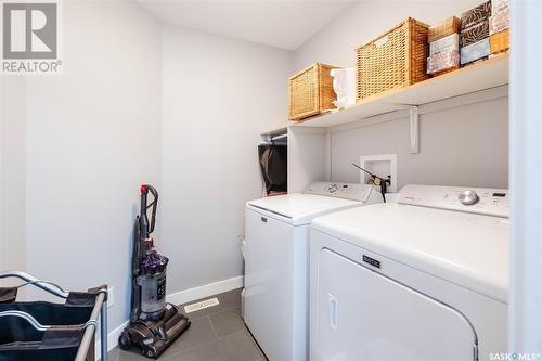 305 Butte Street, Pilot Butte, SK - Indoor Photo Showing Laundry Room