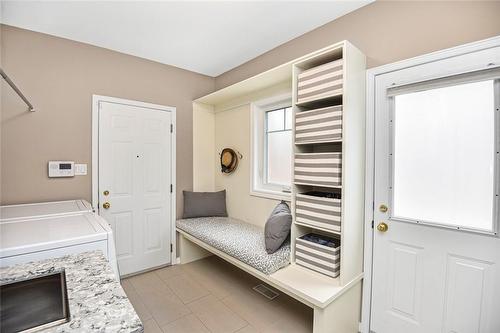 2516 Nicklaus Court, Burlington, ON - Indoor Photo Showing Other Room