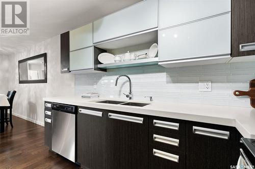 222 1545 Neville Drive, Regina, SK - Indoor Photo Showing Kitchen With Double Sink