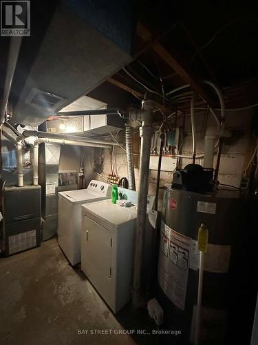 85 Glenmount Avenue, Hamilton, ON - Indoor Photo Showing Laundry Room