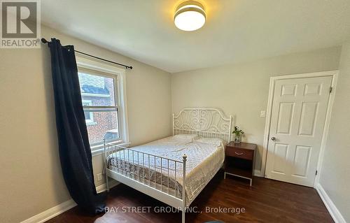 85 Glenmount Avenue, Hamilton, ON - Indoor Photo Showing Bedroom
