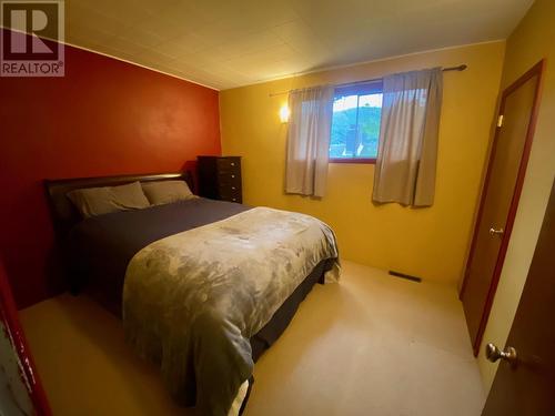 1505 Pine  Avenue, Trail, BC - Indoor Photo Showing Bedroom