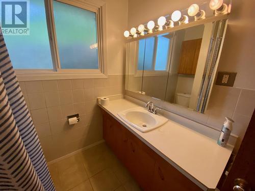 1505 Pine  Avenue, Trail, BC - Indoor Photo Showing Bathroom