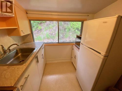 1505 Pine  Avenue, Trail, BC - Indoor Photo Showing Kitchen