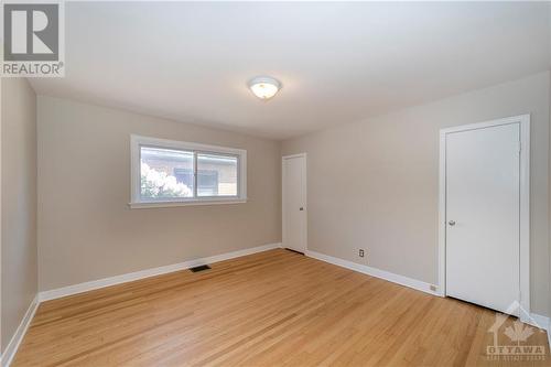 Main Floor 2nd Bedroom - 564 Highcroft Avenue, Ottawa, ON - Indoor Photo Showing Other Room