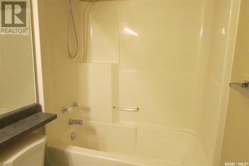 4740 Marigold Drive, Regina, SK - Indoor Photo Showing Bathroom