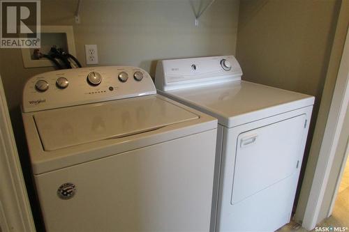 4740 Marigold Drive, Regina, SK - Indoor Photo Showing Laundry Room