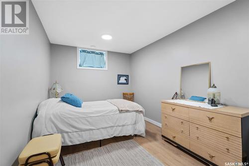 139 Pezer Crescent, Saskatoon, SK - Indoor Photo Showing Bedroom