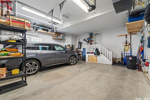 139 Pezer Crescent, Saskatoon, SK - Indoor Photo Showing Garage
